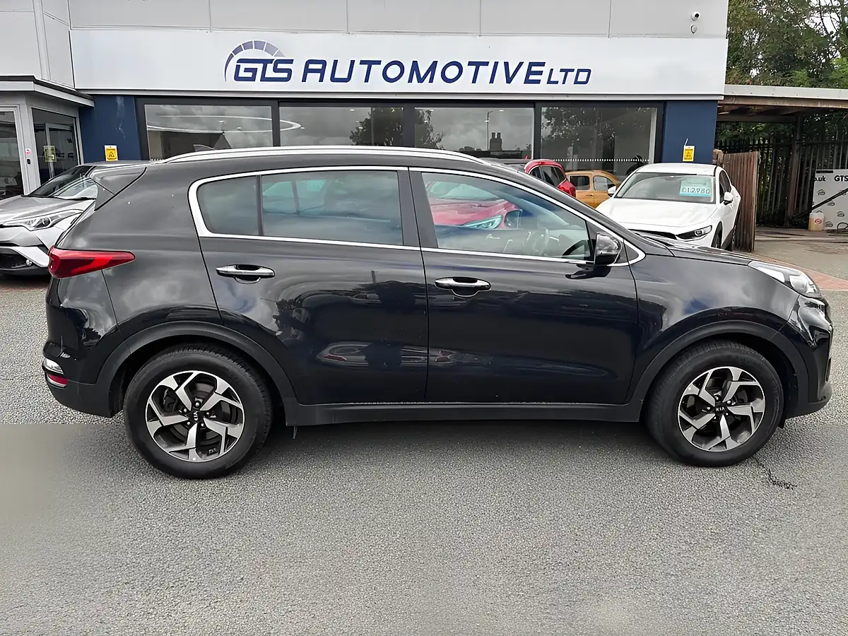 Used 2020 Kia Sportage Ecodynamics+ 2 Midnight Black - Interior and Exterior details 5