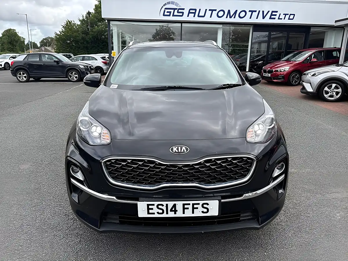 Used 2020 Kia Sportage Ecodynamics+ 2 Midnight Black - Interior and Exterior details 6