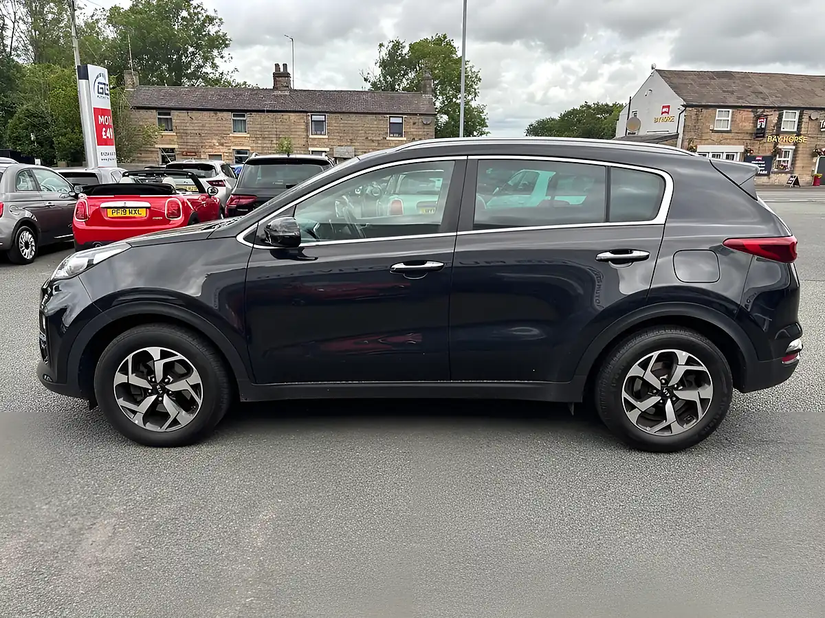 Used 2020 Kia Sportage Ecodynamics+ 2 Midnight Black - Interior and Exterior details 7