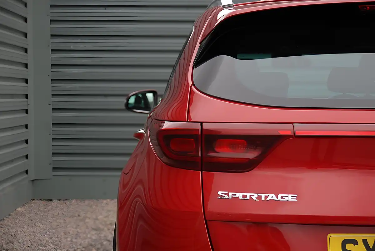 Used 2020 Kia Sportage Ecodynamics+ 2 Red - Interior and Exterior details 16