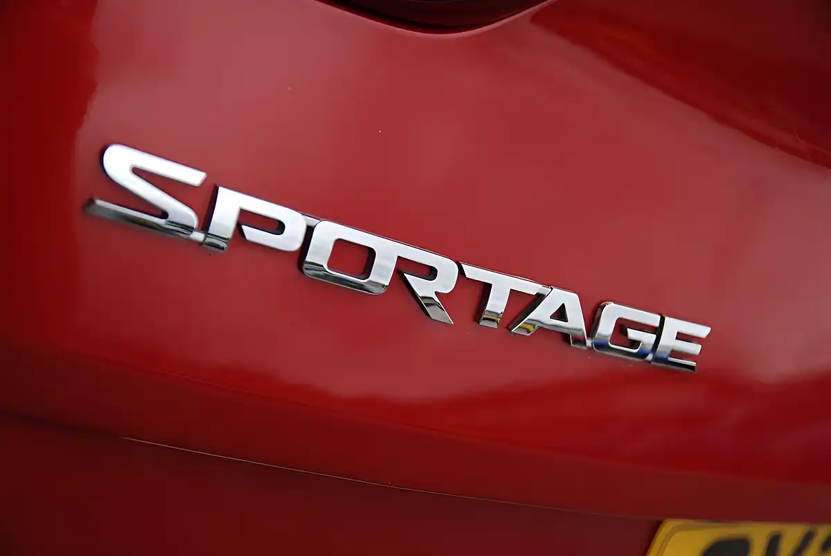 Used 2020 Kia Sportage Ecodynamics+ 2 Red - Interior and Exterior details 18