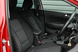 Used 2020 Kia Sportage Ecodynamics+ 2 Red - Interior and Exterior details 5
