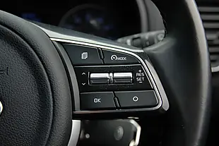 Used 2020 Kia Sportage Ecodynamics+ 2 Red - Interior and Exterior details 8