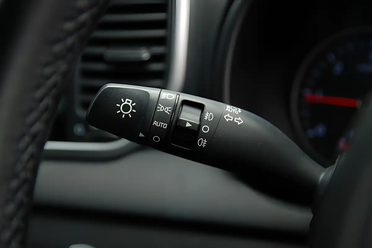 Used 2020 Kia Sportage Ecodynamics+ 2 Red - Interior and Exterior details 9