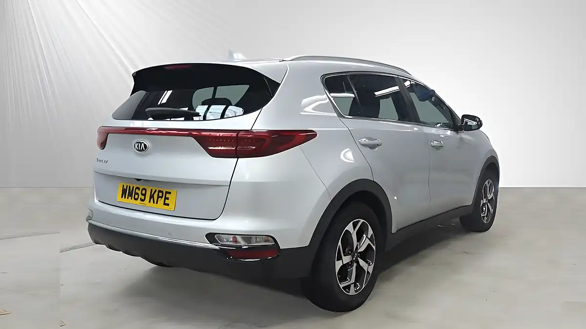 Used 2020 Kia Sportage Ecodynamics+ 2 Silver - Interior and Exterior details 12