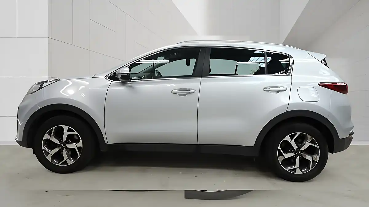 Used 2020 Kia Sportage Ecodynamics+ 2 Silver - Interior and Exterior details 6