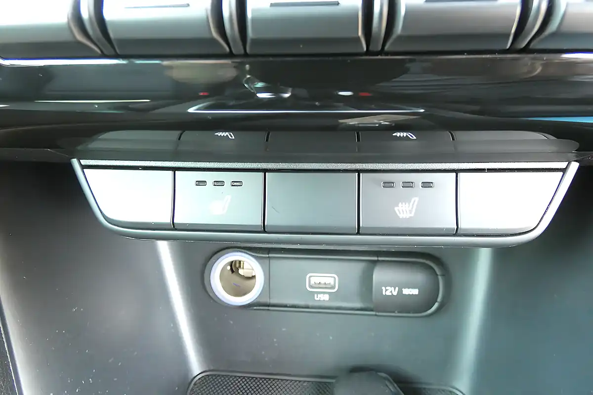 Used 2020 Kia Sportage GT-Line Black - Interior and Exterior details 15