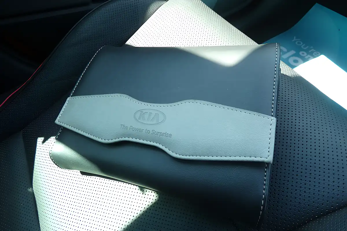 Used 2020 Kia Sportage GT-Line Black - Interior and Exterior details 17