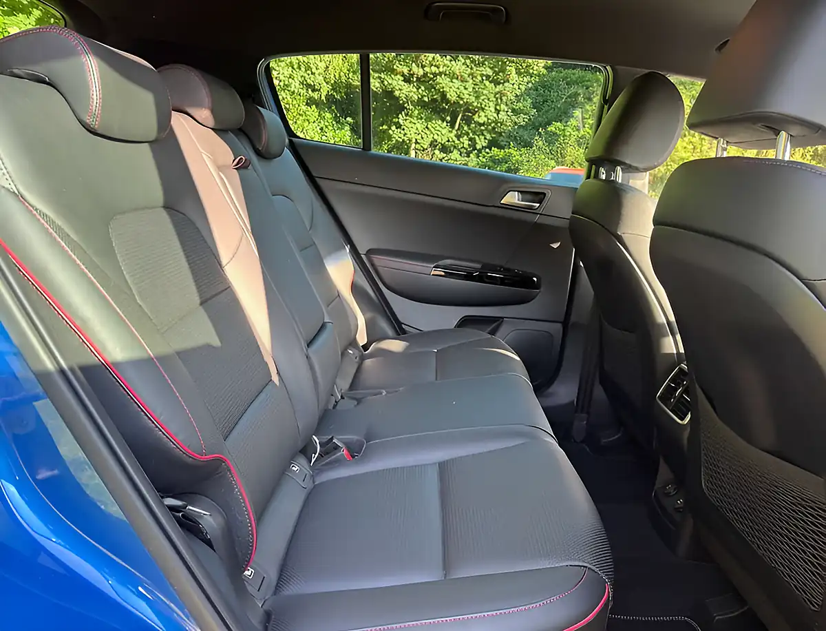 Used 2020 Kia Sportage GT-Line Blue Flame - Interior and Exterior details 17