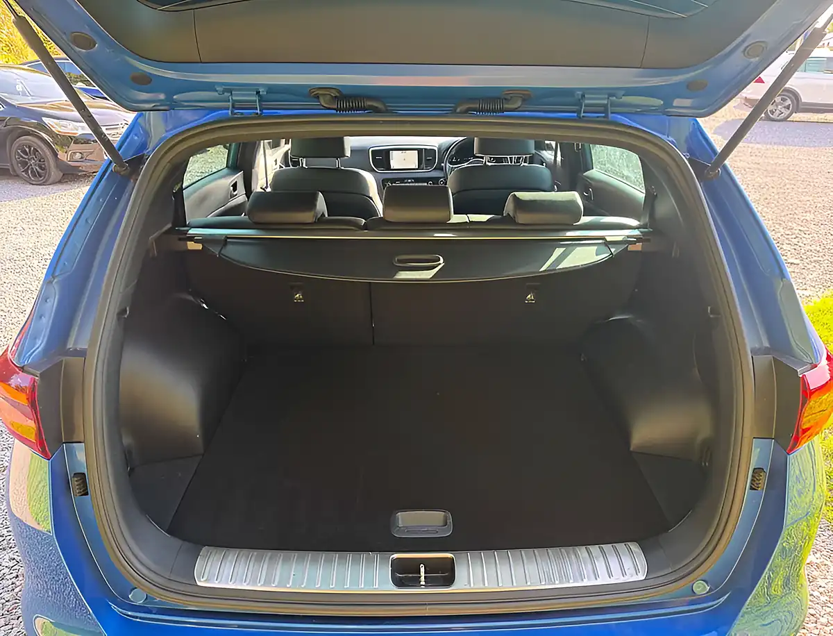 Used 2020 Kia Sportage GT-Line Blue Flame - Interior and Exterior details 19