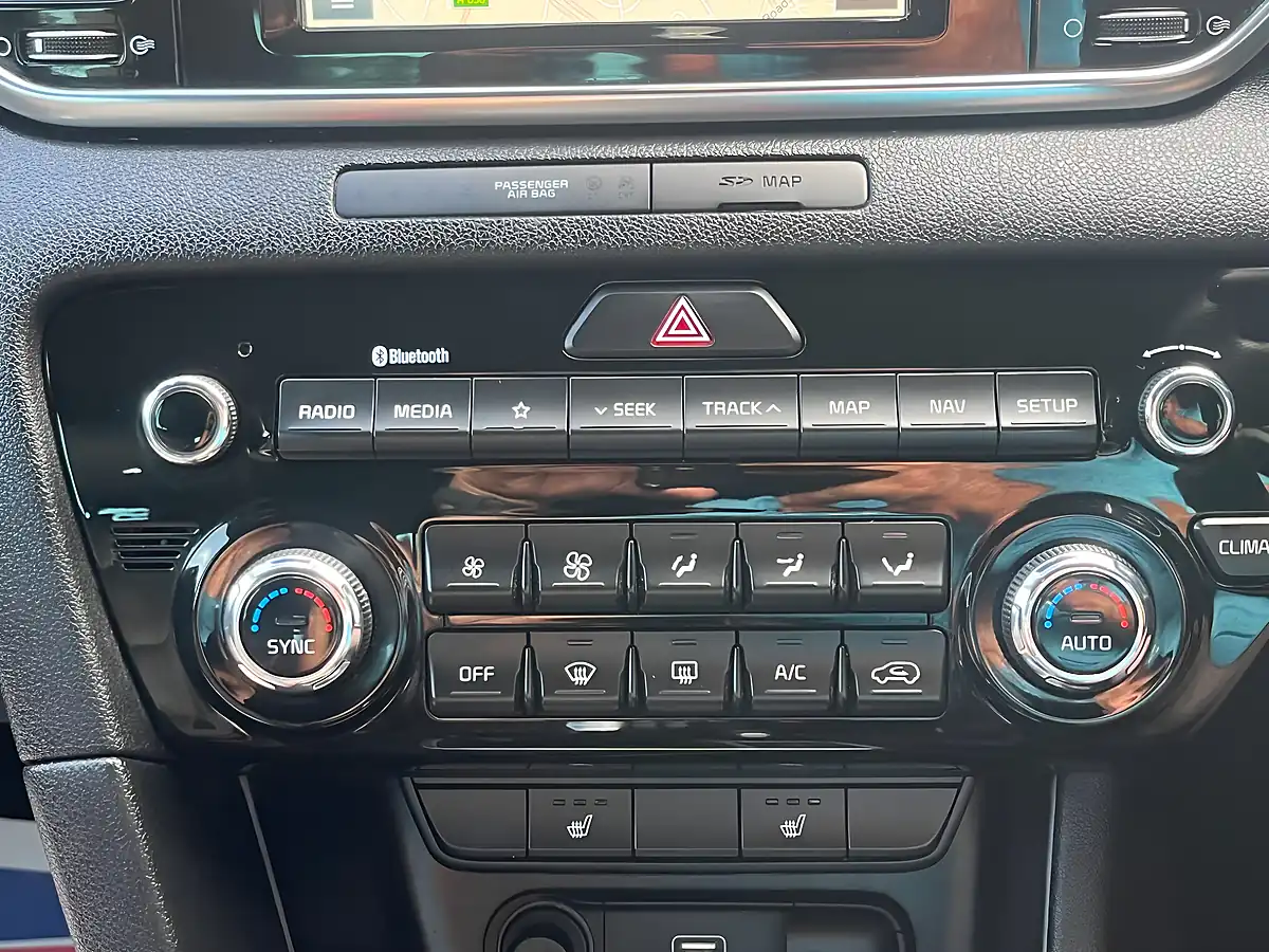 Used 2020 Kia Sportage GT Line Silver - Interior and Exterior details 20