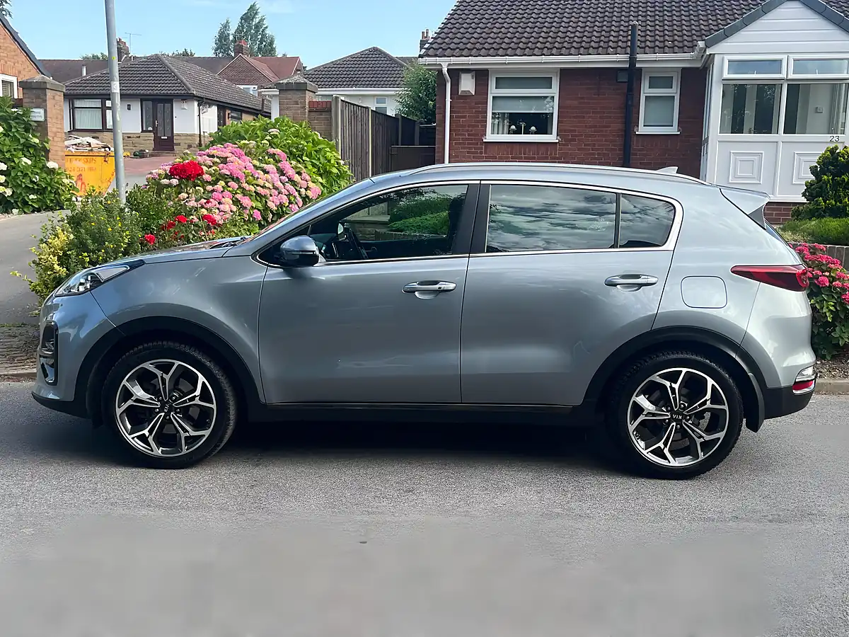 Used 2020 Kia Sportage GT Line Silver - Interior and Exterior details 8