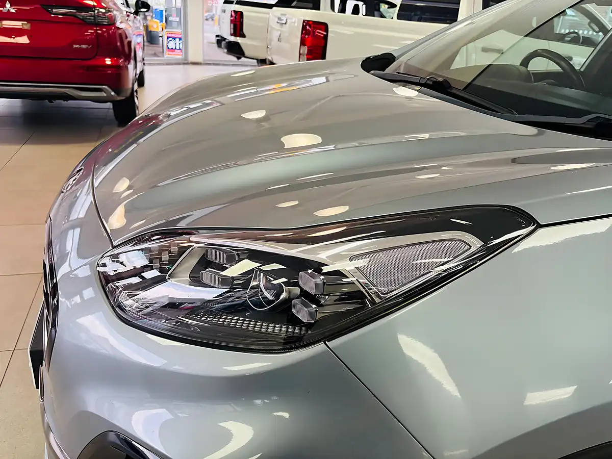 Used 2020 Kia Sportage GT-Line Silver - Interior and Exterior details 10