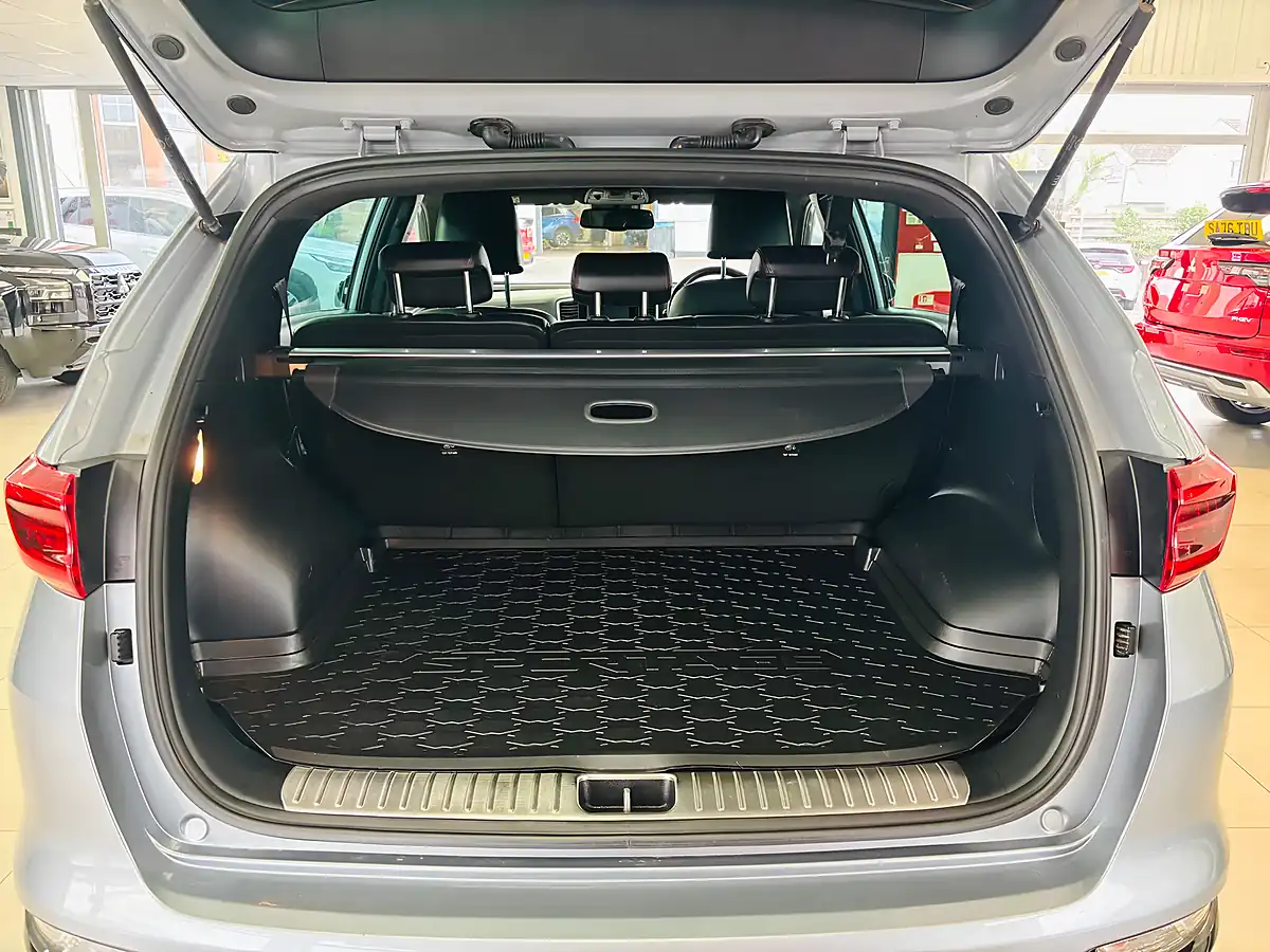 Used 2020 Kia Sportage GT-Line Silver - Interior and Exterior details 13