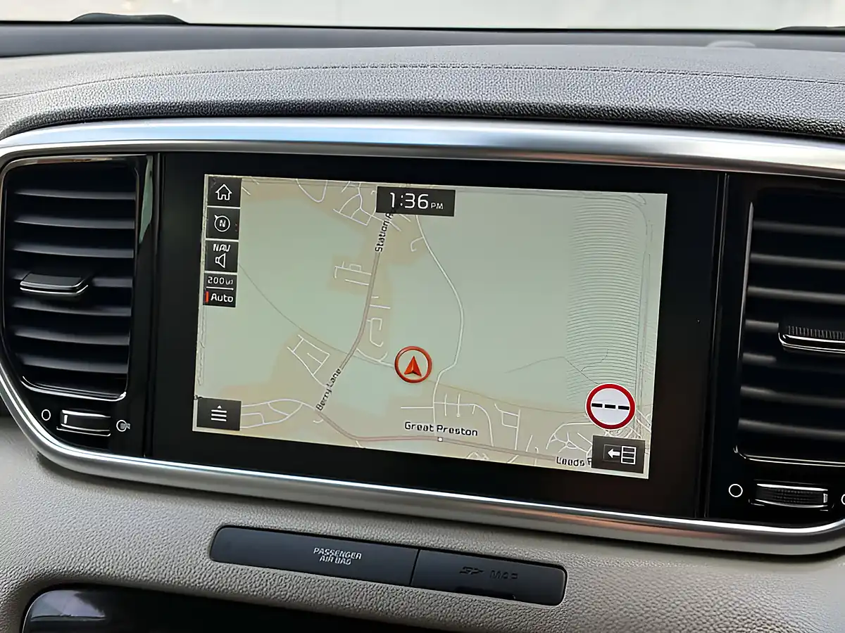 Used 2020 Kia Sportage Platinum Edition Lunar Silver - Interior and Exterior details 17