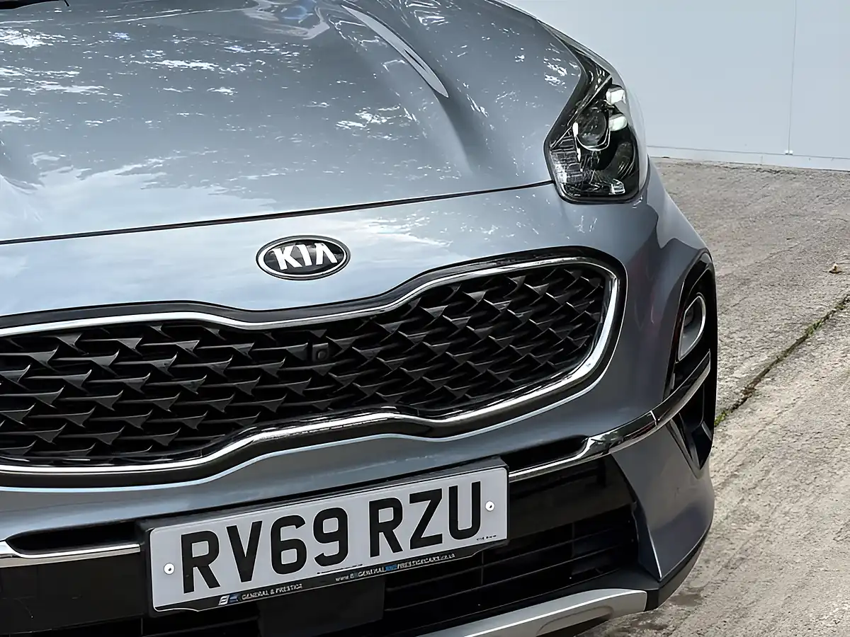 Used 2020 Kia Sportage Platinum Edition Lunar Silver - Interior and Exterior details 6