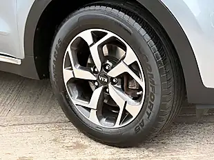 Used 2020 Kia Sportage Platinum Edition Lunar Silver - Interior and Exterior details 8