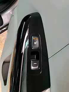 Used 2020 Kia Sportage Platinum Edition Silver - Interior and Exterior details 19