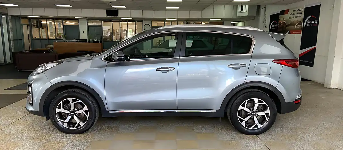 Used 2020 Kia Sportage Platinum Edition Silver - Interior and Exterior details 5
