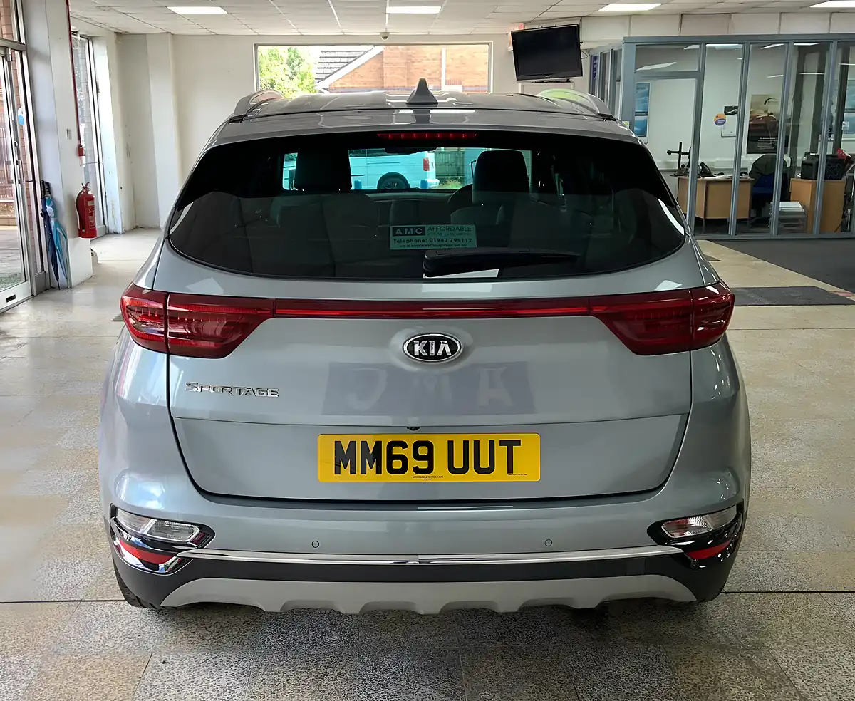 Used 2020 Kia Sportage Platinum Edition Silver - Interior and Exterior details 7