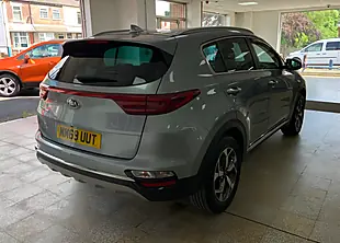 Used 2020 Kia Sportage Platinum Edition Silver - Interior and Exterior details 9