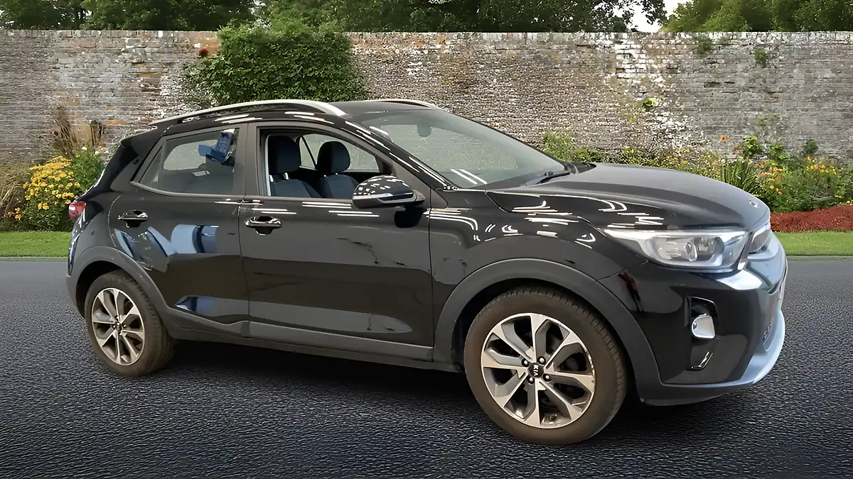 Used 2020 Kia Stonic 2 Black - Interior and Exterior details 4