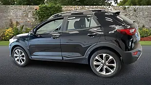 Used 2020 Kia Stonic 2 Black - Interior and Exterior details 9