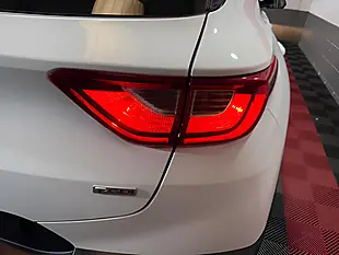 Used 2020 Kia Stonic 2 White - Interior and Exterior details 10