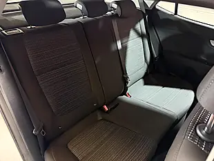 Used 2020 Kia Stonic 2 White - Interior and Exterior details 13