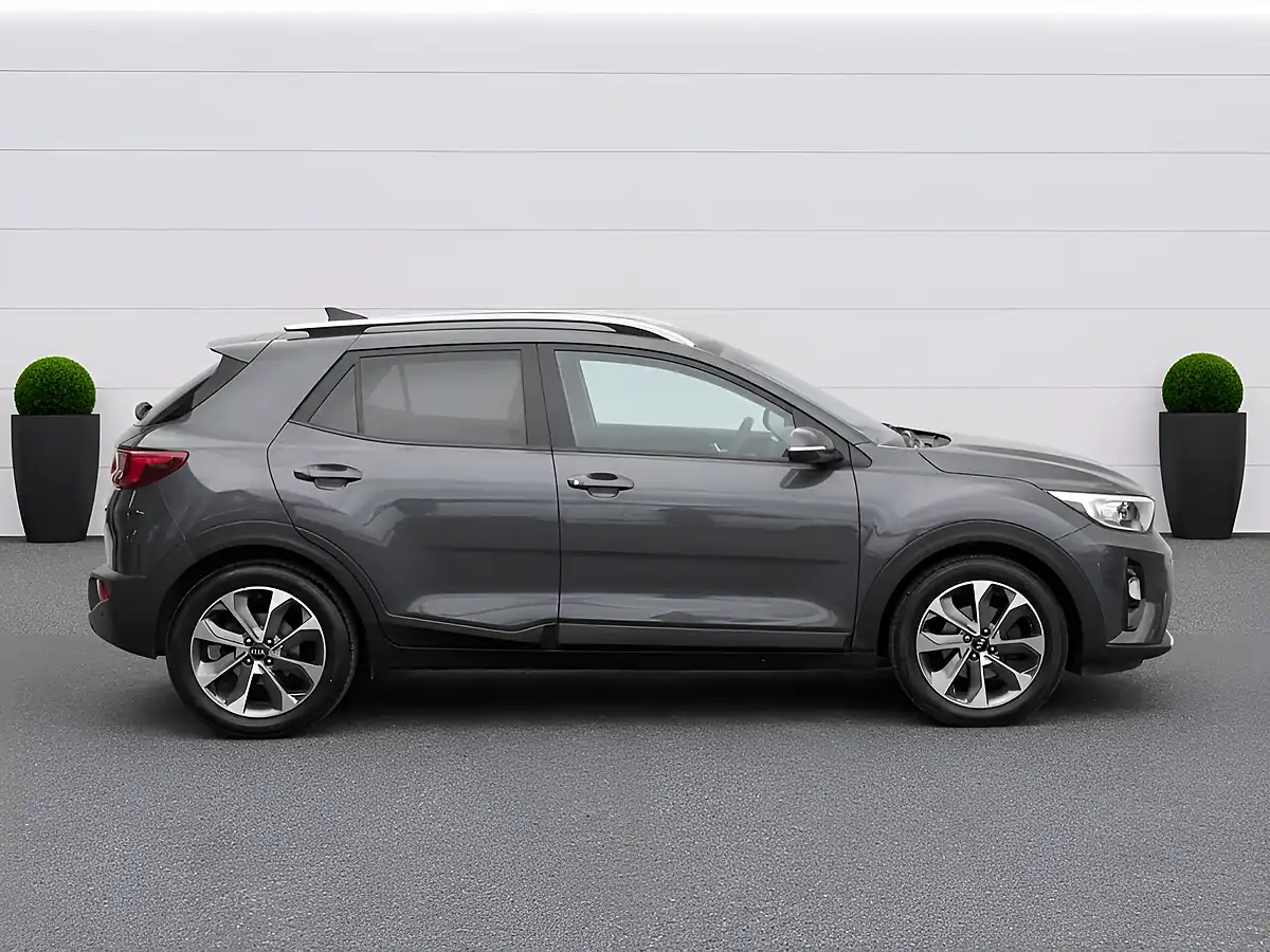 Used 2020 Kia Stonic 3 Graphite Grey - Interior and Exterior details 7