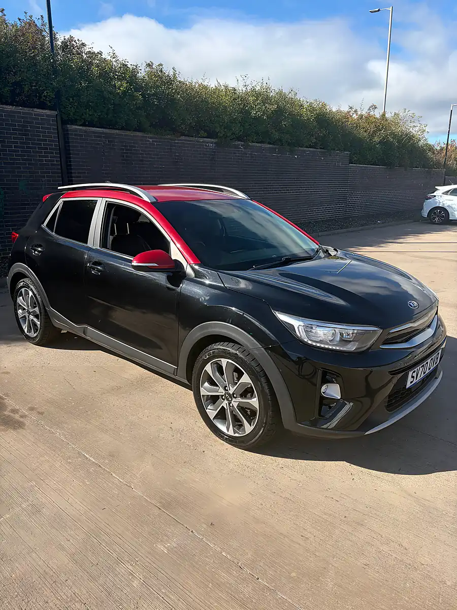 Used 2020 Kia Stonic 4 Black - Interior and Exterior details 7