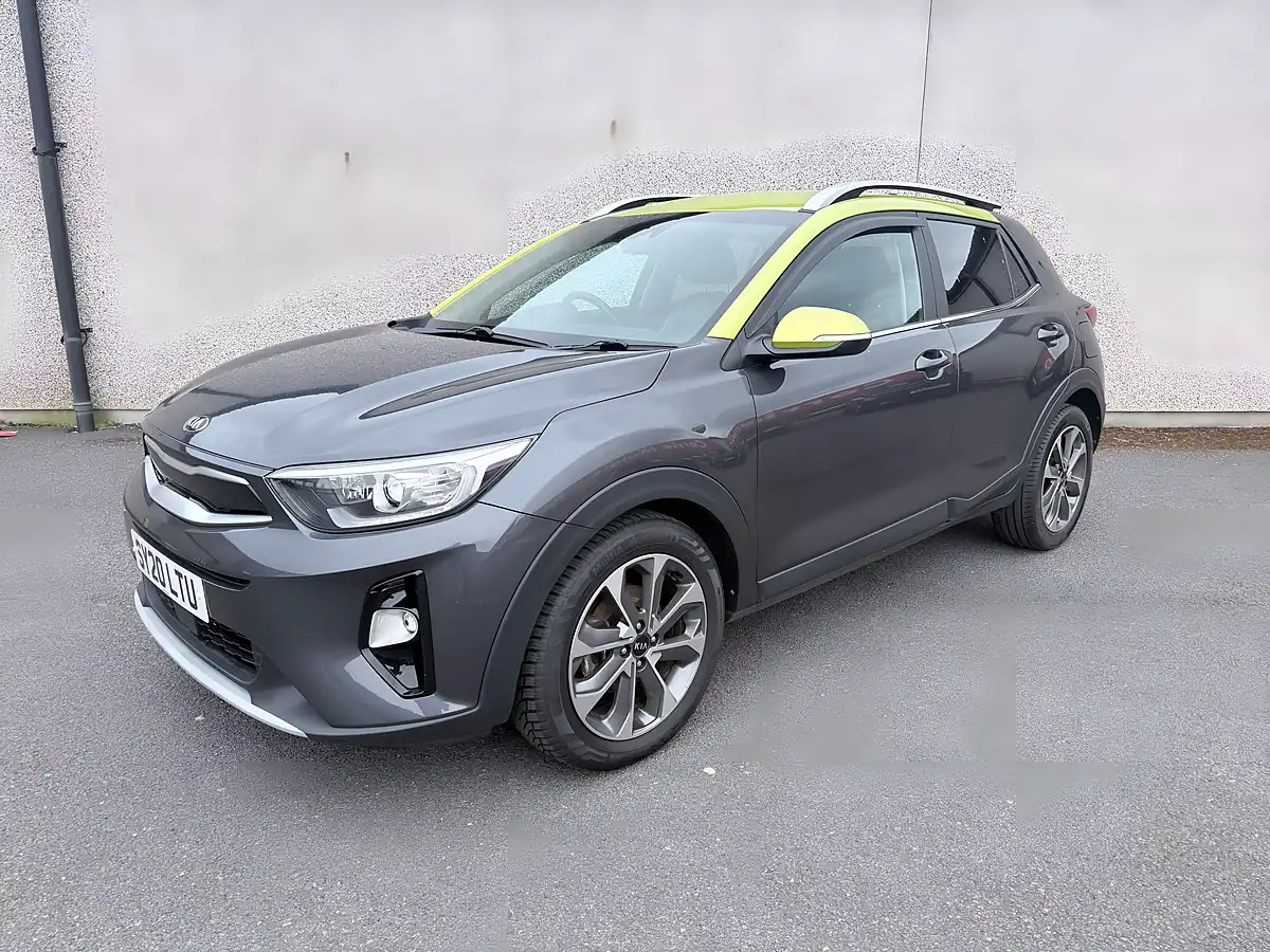 Used 2020 Kia Stonic 4 Grey - Interior and Exterior details 4