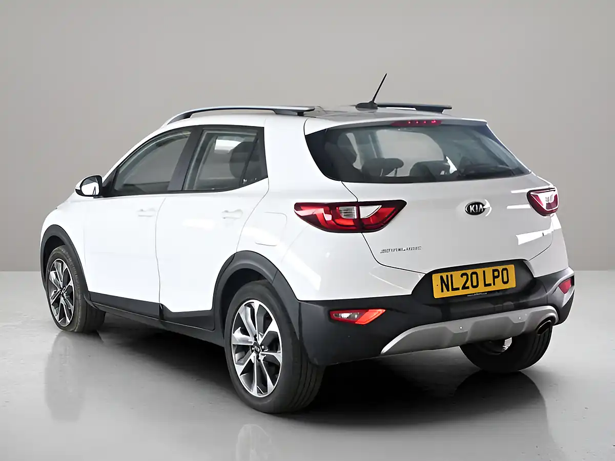 Used 2020 Kia Stonic Stonic 2 White - Interior and Exterior details 4