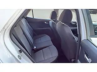 Used 2020 Kia Stonic Stonic 2 White - Interior and Exterior details 7