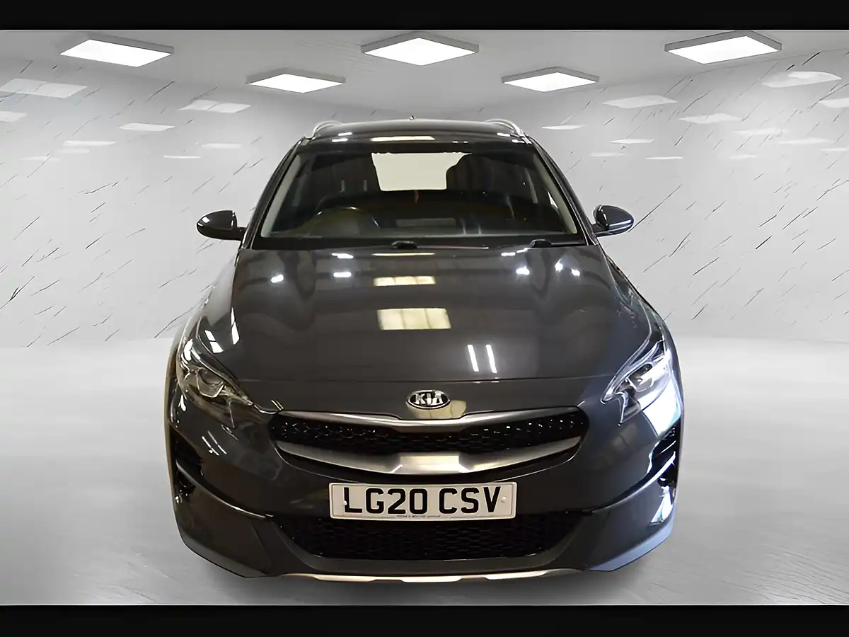 Used 2020 Kia Xceed 2 Dark Penta Metal - Interior and Exterior details 2