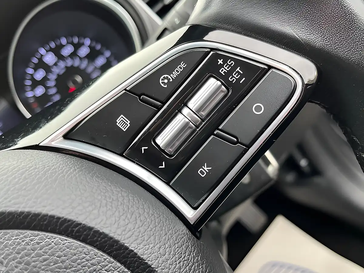 Used 2020 Kia Xceed 2 Grey - Interior and Exterior details 13