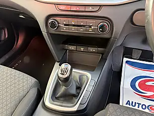 Used 2020 Kia Xceed 2 Lunar Silver - Interior and Exterior details 14