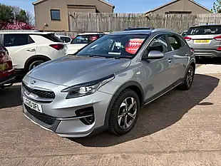 Used 2020 Kia Xceed 2 Lunar Silver - Interior and Exterior details 4