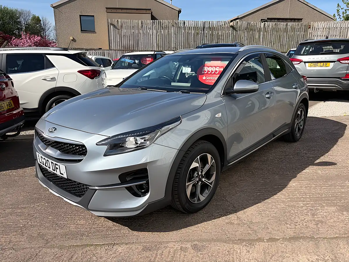Used 2020 Kia Xceed 2 Lunar Silver - Interior and Exterior details 4