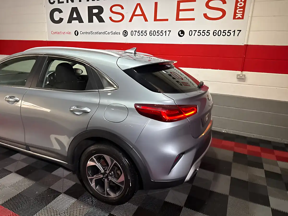 Used 2020 Kia Xceed 2 Silver - Interior and Exterior details 10