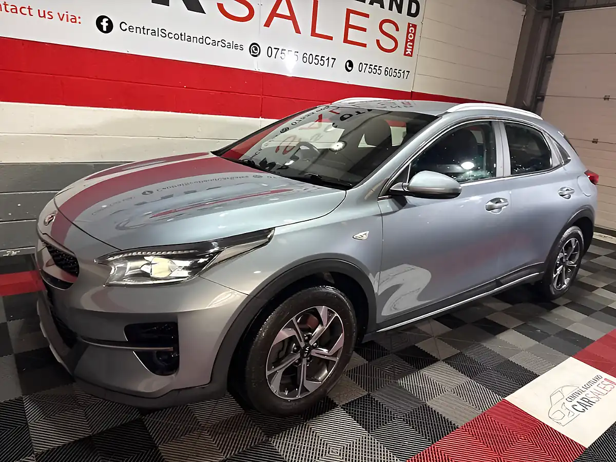 Used 2020 Kia Xceed 2 Silver - Interior and Exterior details 6