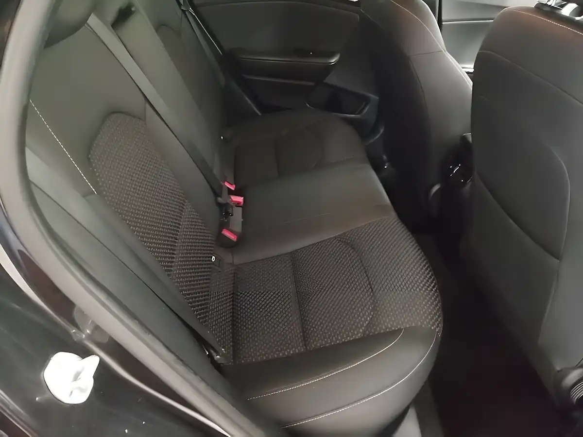 Used 2020 Kia Xceed 3 Black - Interior and Exterior details 12