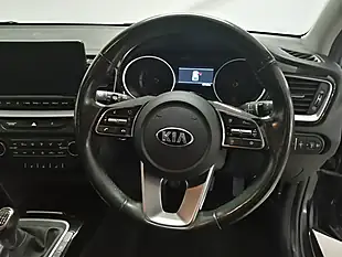 Used 2020 Kia Xceed 3 Black - Interior and Exterior details 7