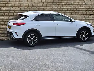 Used 2020 Kia Xceed 3 White - Interior and Exterior details 12