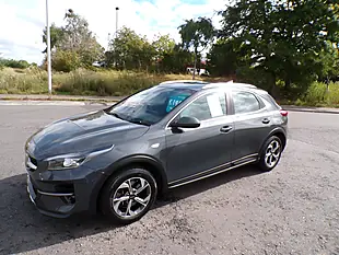 Used 2020 Kia Xceed Dark Penta Grey Pearlescent - Interior and Exterior details 11