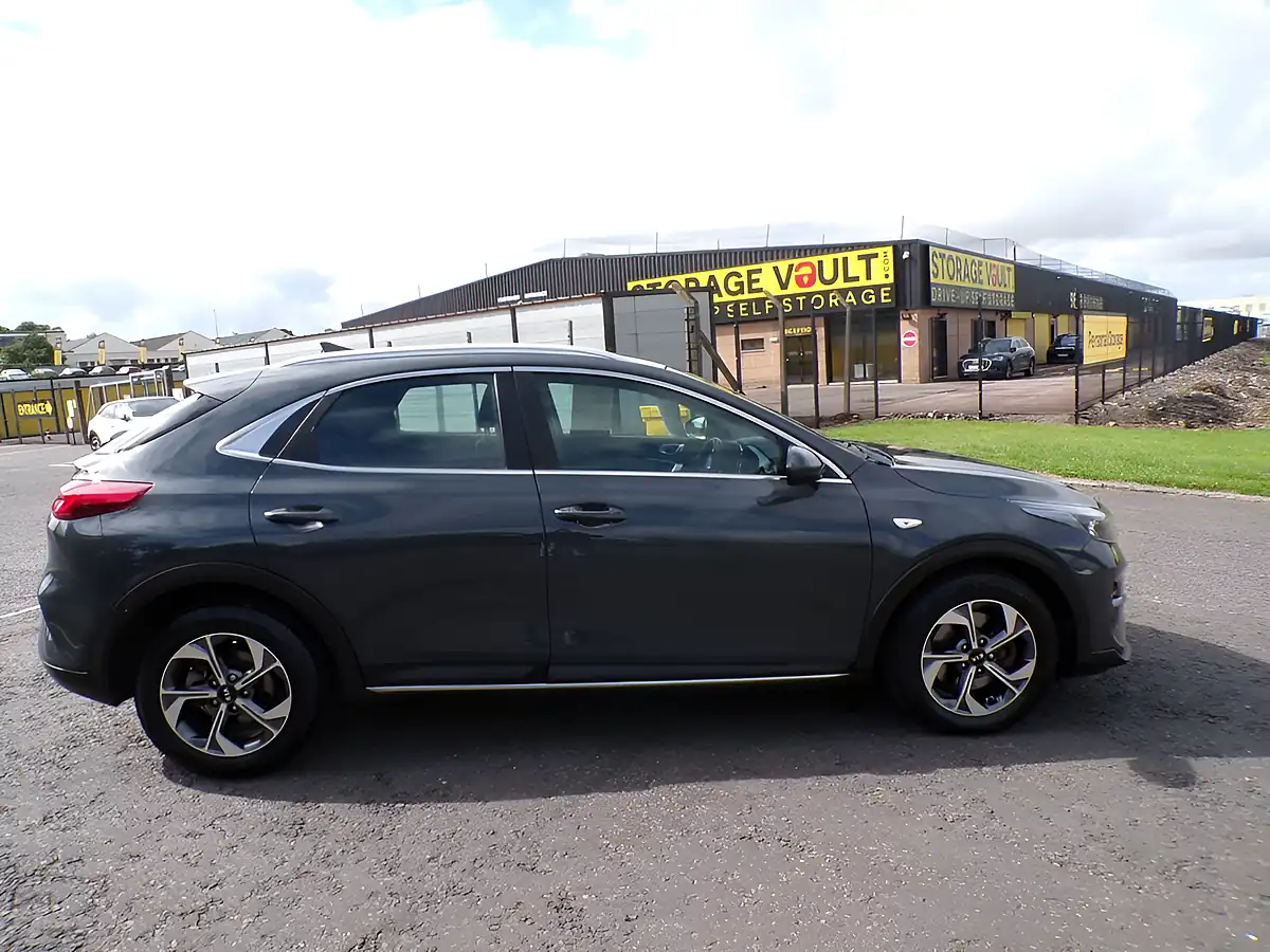 Used 2020 Kia Xceed Dark Penta Grey Pearlescent - Interior and Exterior details 2