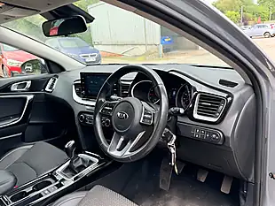 Used 2020 Kia Xceed Edition Lunar Grey - Interior and Exterior details 10