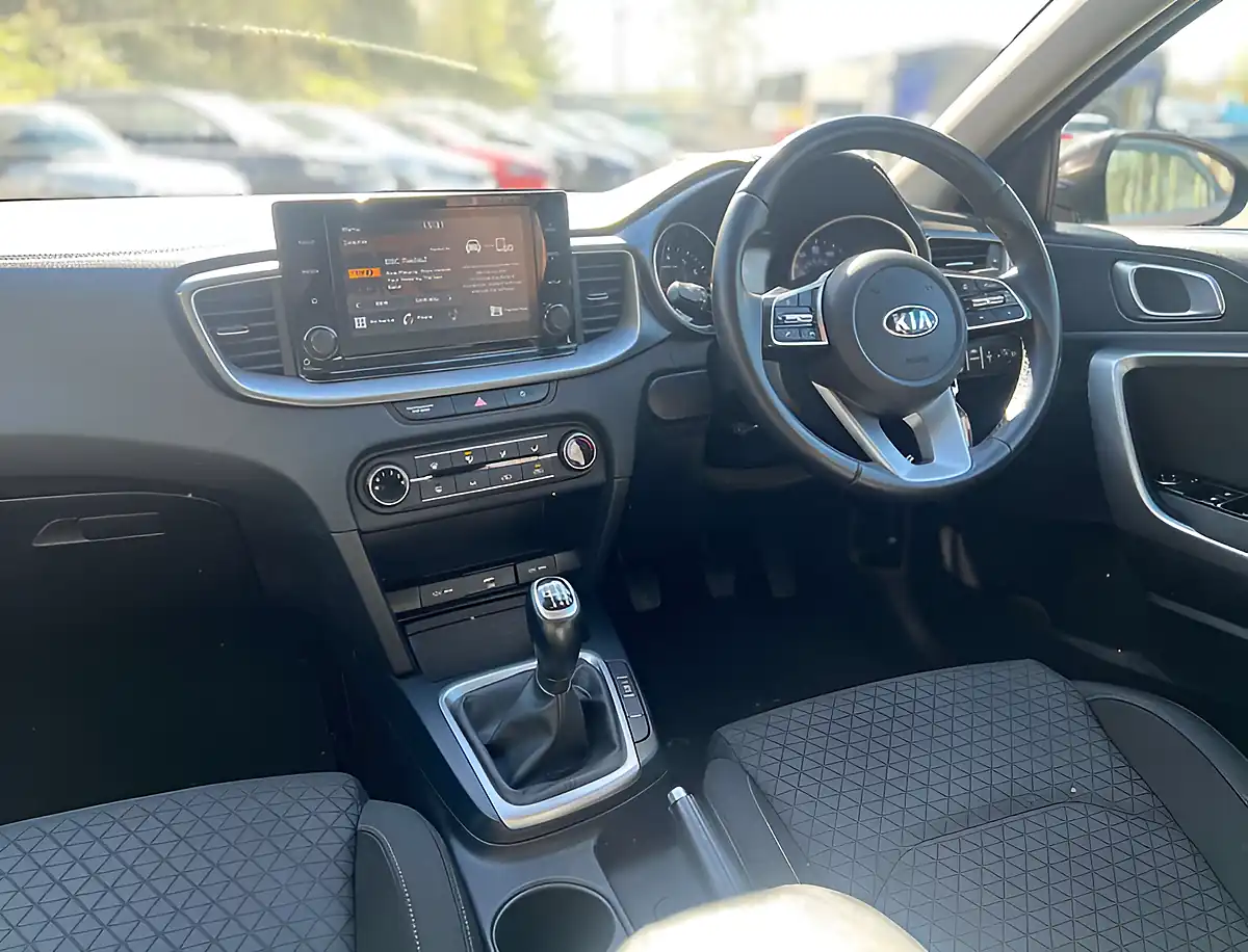 Used 2020 Kia Xceed Xceed 2 Copper Stone - Interior and Exterior details 16