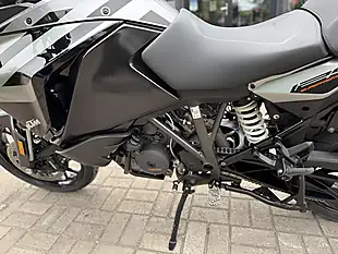 Used 2020 Ktm 1290 Super Adventure S Silver - Interior and Exterior details 16