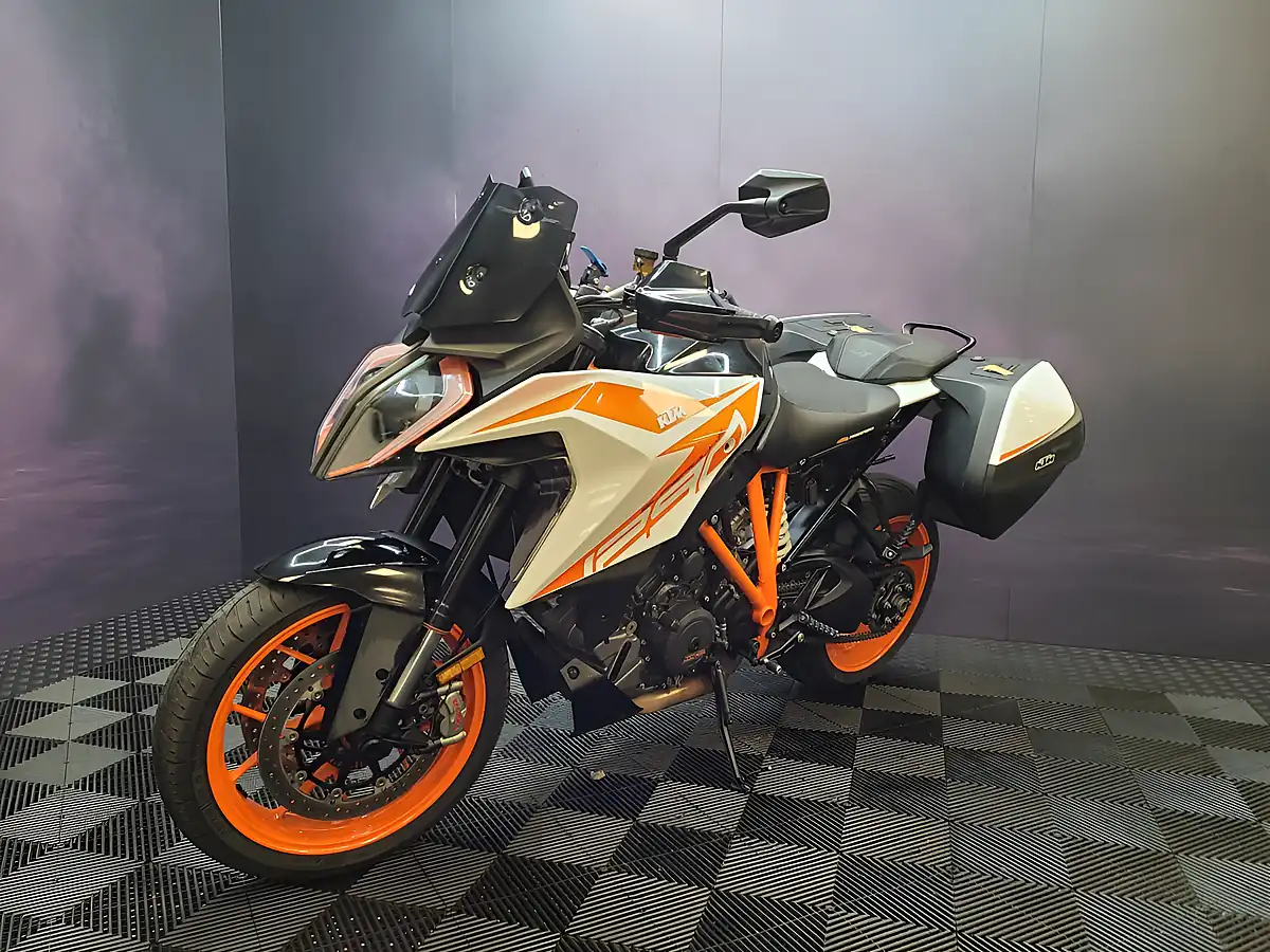 Used 2020 Ktm 1290 Super Duke GT White - Interior and Exterior details 2